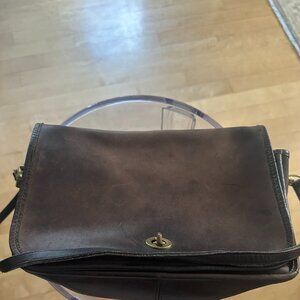 Vintage 1980 Coach bag